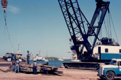 Crane-Barge